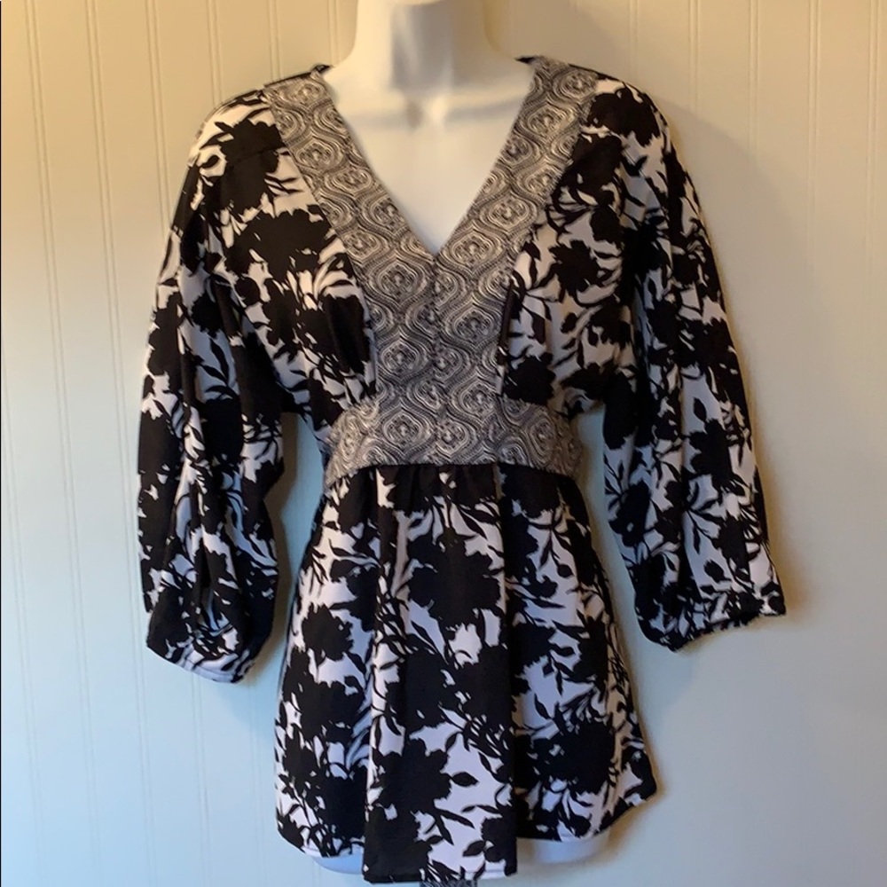 George Black and White Tie-Back Blouse Siz…